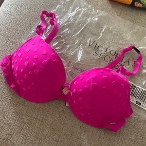VS Sexy Tee I Heart You Push-Up Bra 34A